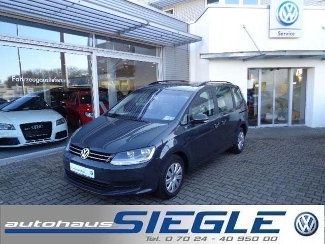 Second-hand VW Sharan 140 CP (102 kW) 2013 Gri Monovolum