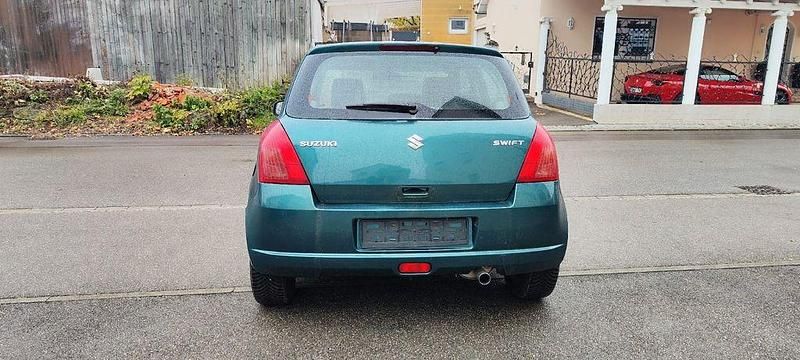Gebraucht Suzuki Swift Comfort+ 92 PS (67 kW) 2006 Grün Limousine