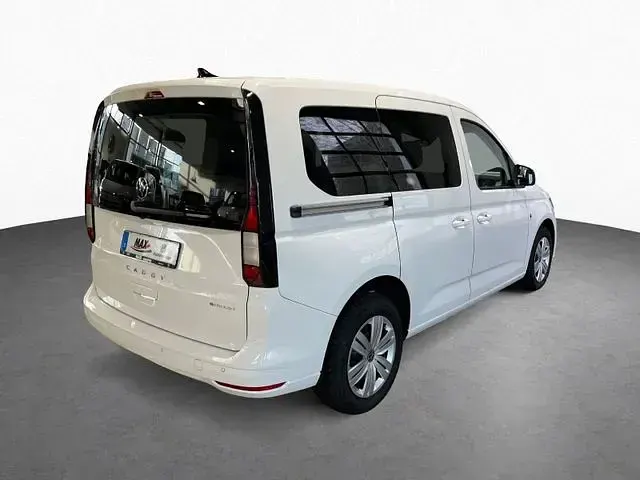 Neu VW Caddy 150 PS (110 kW) 2025 Candyweiß Van / Kleinbus