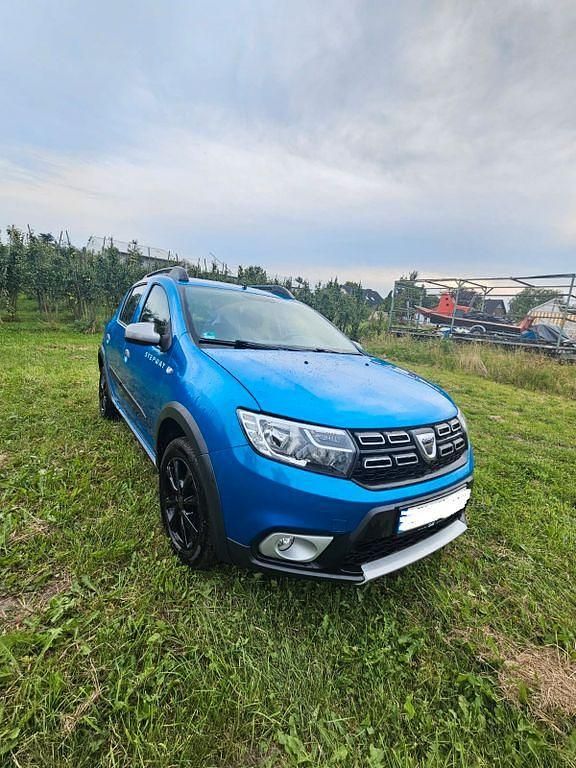 Blau Gebraucht 2017 Dacia Sandero Prestige Kleinwagen | 6.800 € (Superpreis) - Bild 1/4