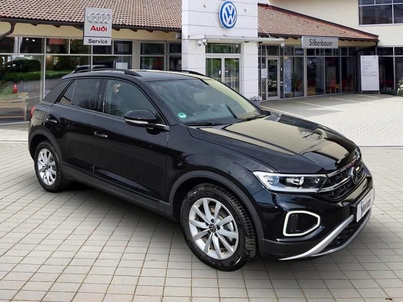 Gebraucht VW T-Roc Style 150 PS (110 kW) 2025 Schwarz SUV