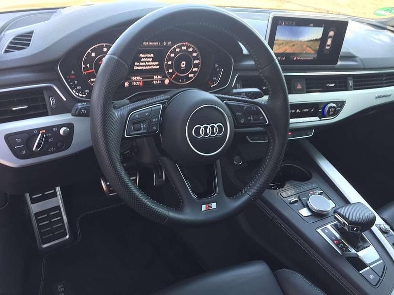 Second-hand Audi A5 Sport 218 CP (160 kW) 2017 Negru Coupe
