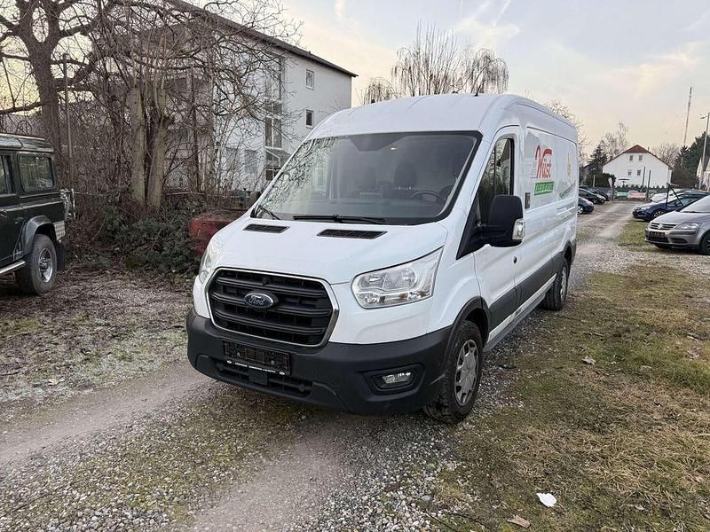 Gebraucht Ford Transit Trend 131 PS (96 kW) 2021 Weiß Van / Kleinbus