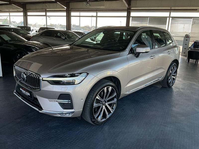 Gebraucht Volvo XC60 Ultimate 235 PS (172 kW) 2022 Grau SUV