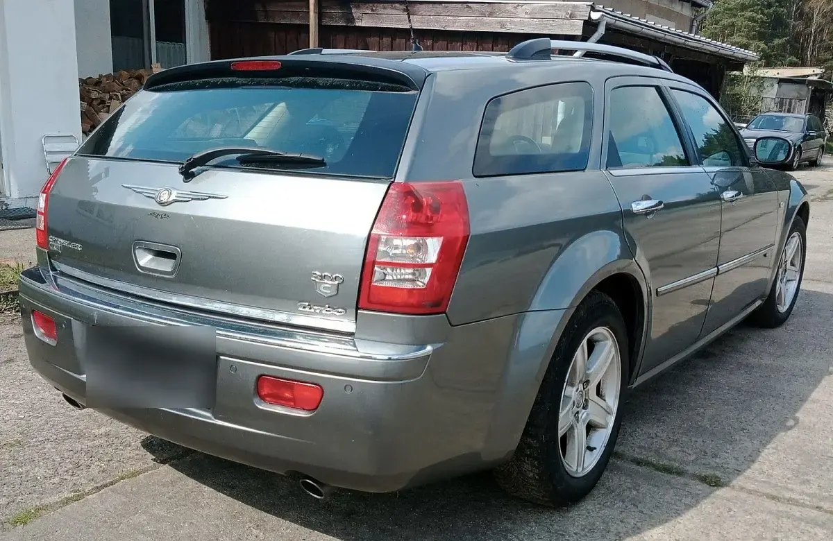 Gebraucht Chrysler 300C Touring 218 PS (160 kW) 2009 Grau Kombi