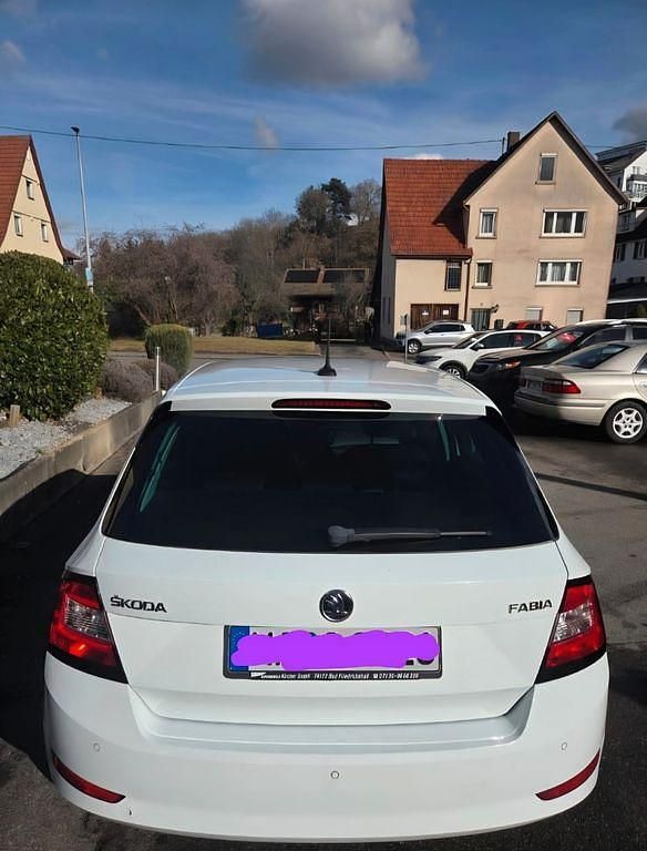 Gebraucht Skoda Fabia ScoutLine 75 PS (55 kW) 2019 Schwarz Kombi