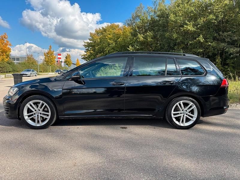 Schwarz Gebraucht 2015 VW Golf VII GTD Kombi | 8.899 € (Guter Preis) - Bild 1/4