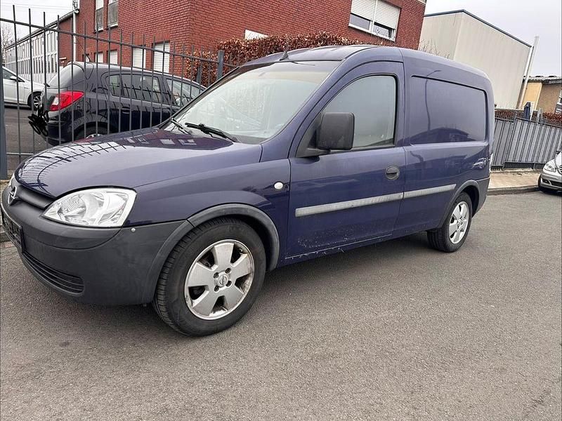 Gebraucht Opel Combo 65 PS (47 kW) 2004 Blau Van / Kleinbus