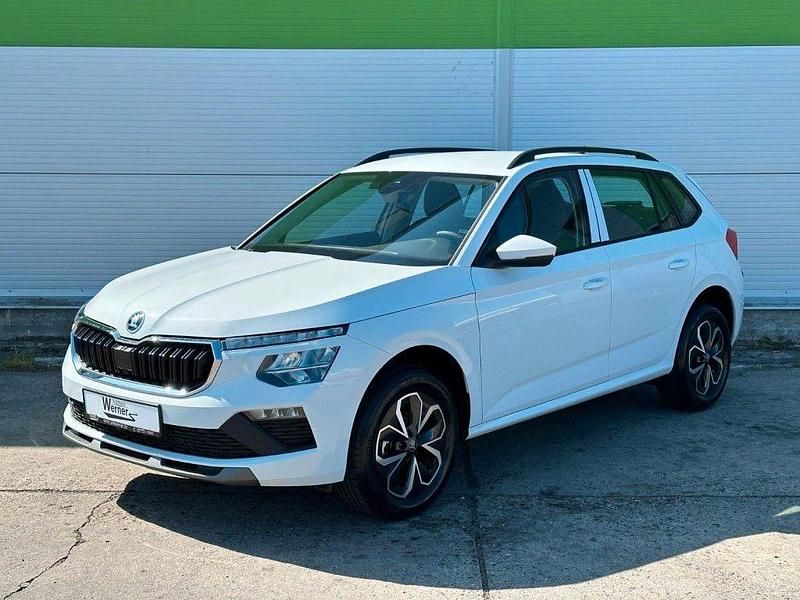 Weiß Neu 2025 Skoda 105 Limousine | 22.930 € - Bild 1/2