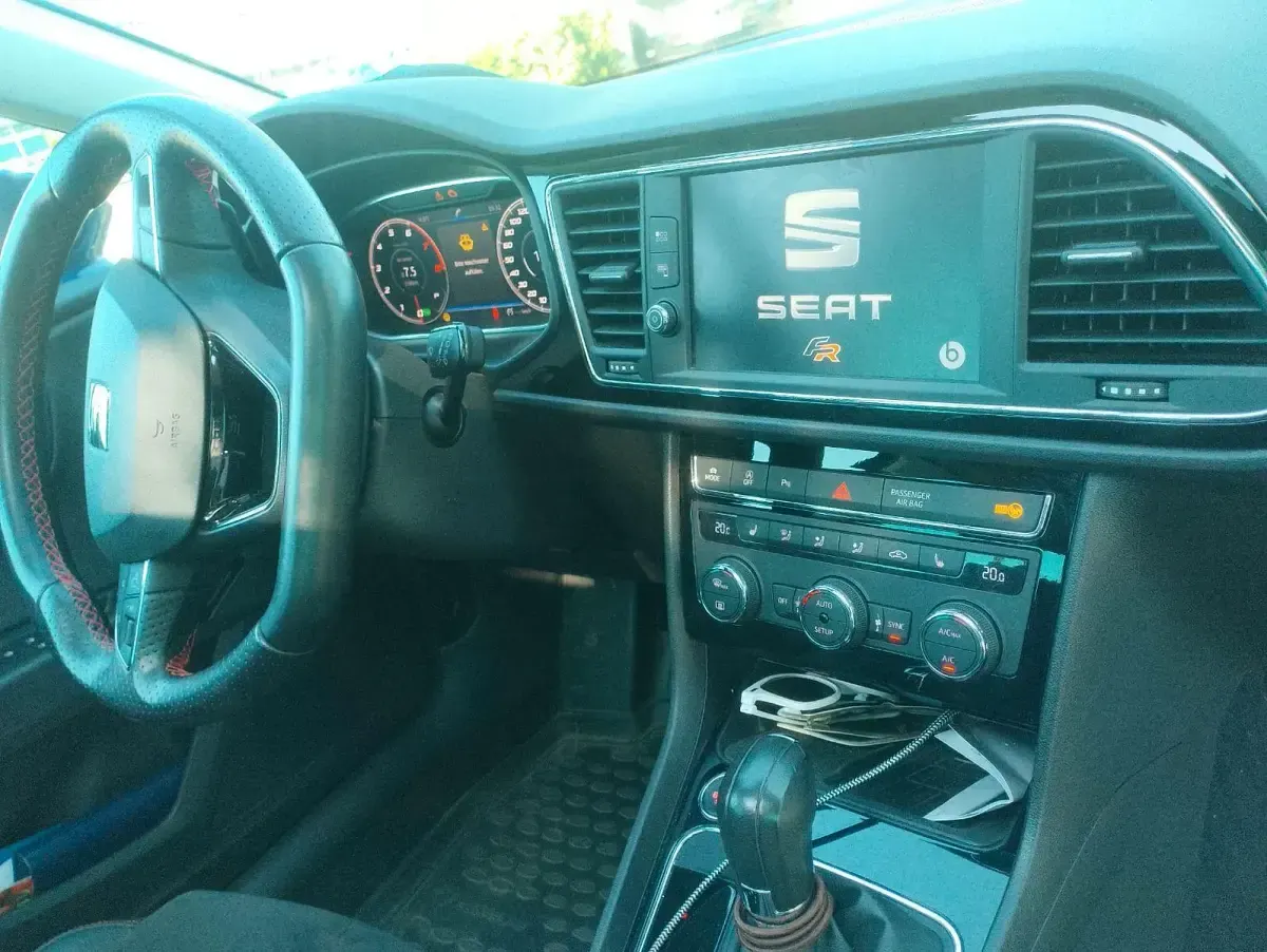 Gebraucht Seat Leon 150 PS (110 kW) 2019 Blau Limousine