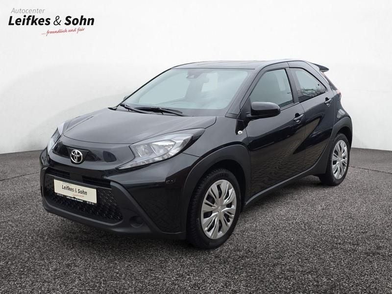 Gebraucht Toyota Aygo X Business Edition 72 PS (52 kW) 2024 Schwarz SUV