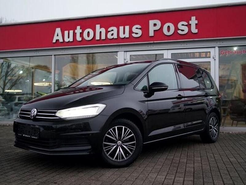 Schwarz Gebraucht 2020 VW Touran Van / Kleinbus | 21.499 € (Guter Preis) - Bild 1/4