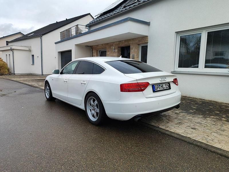 Gebraucht Audi A5 Sportback S-Line 179 PS (131 kW) 2010 Weiß Kleinwagen