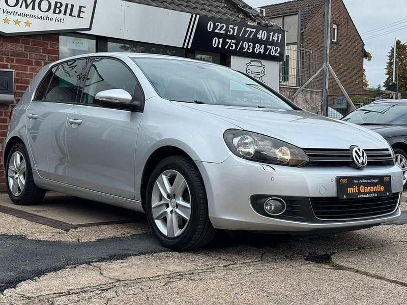 Silber Gebraucht 2010 VW Golf VI Highline Limousine | 5.690 € (Fairer Preis) - Bild 1/4