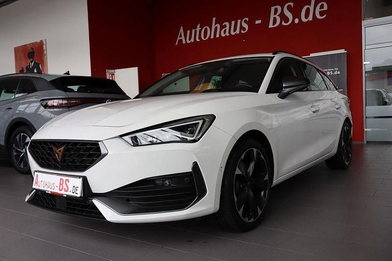 Usata Cupra Leon 150 CV (110 kW) 2024 Bianco Berlina