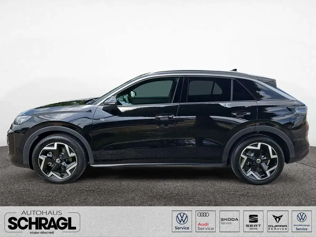 Neu VW T-Roc R-line 150 PS (110 kW) 2026 Grenadillschwarz metallic SUV