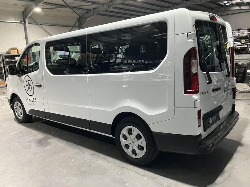 Gebraucht Renault Trafic 110 PS (80 kW) 2024 Weiß Van / Kleinbus