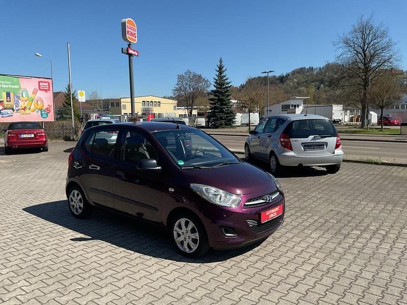 Gebraucht Hyundai i10 Edition 69 PS (50 kW) 2012 Violet Kleinwagen