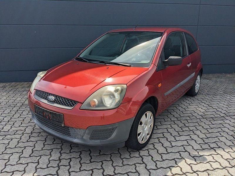 Rot Gebraucht 2006 Ford Fiesta Kleinwagen | 900 € (Superpreis) - Bild 1/4