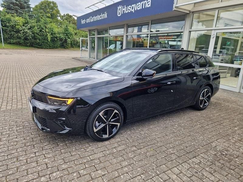 Gebraucht Opel Astra 131 PS (96 kW) 2025 Schwarz Kombi