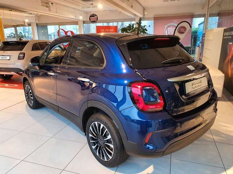 Gebraucht Fiat 500X 131 PS (96 kW) 2023 Venezia blau SUV