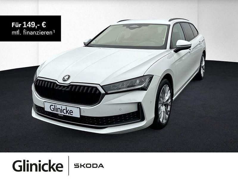 Weiß Gebraucht 2024 Skoda Superb Selection Kombi | 31.440 € (Guter Preis) - Bild 1/3