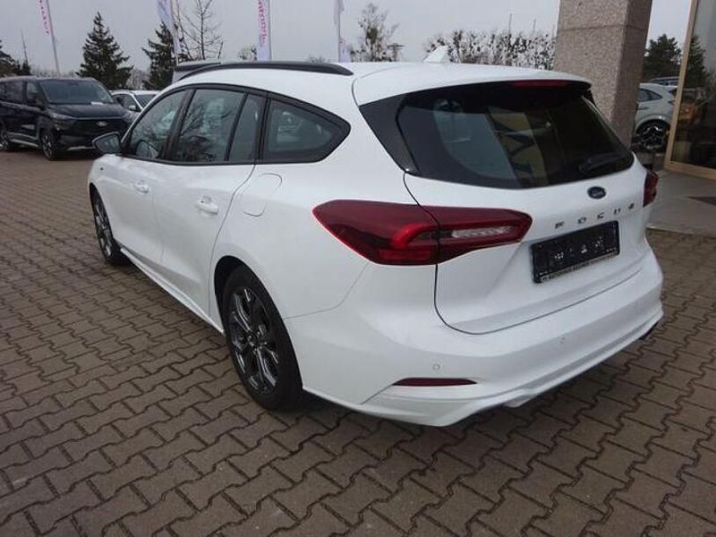 Gebraucht Ford Focus ST-Line 125 PS (91 kW) 2025 Frostweiß Kombi