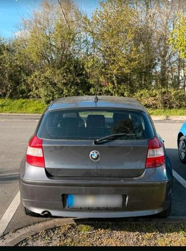 Gebraucht BMW 116 116 PS (85 kW) 2006 Grau Kleinwagen