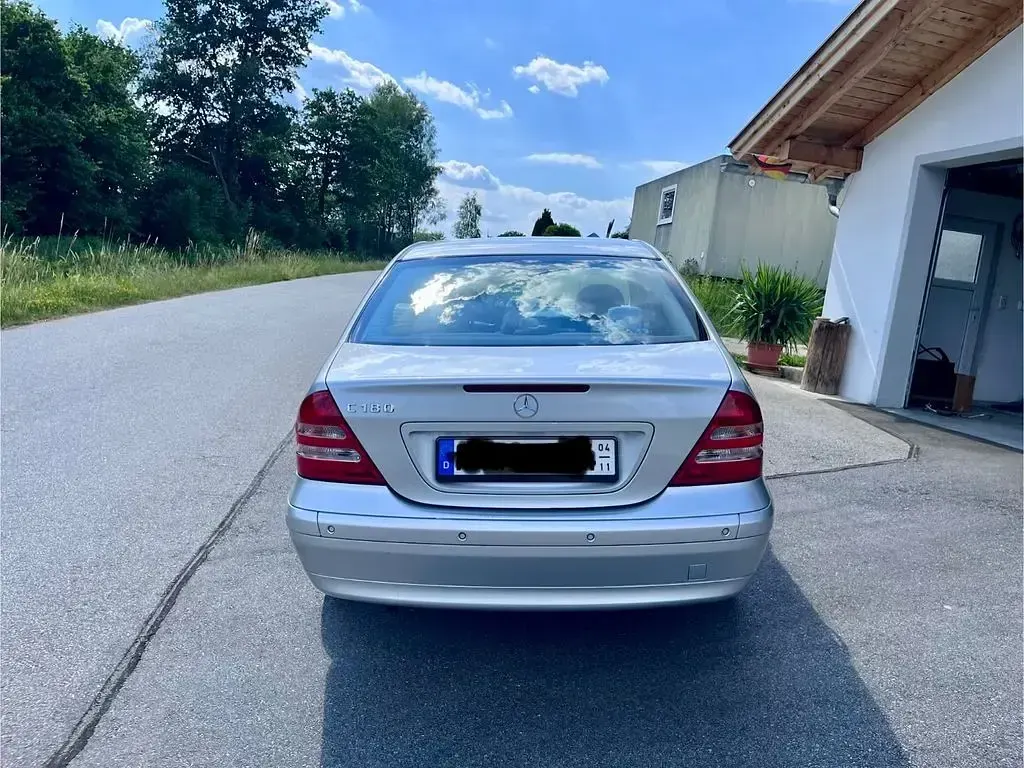 Gebraucht Mercedes C180 Classic 129 PS (94 kW) 2000 Silber Limousine