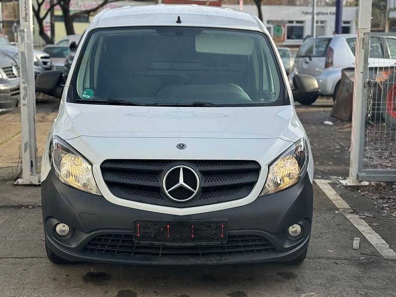 Gebraucht Mercedes Citan 108 80 PS (58 kW) 2021 Weiß Van / Kleinbus
