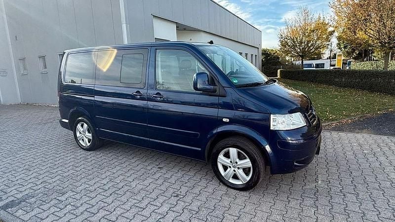 Gebraucht VW T5 Highline 174 PS (127 kW) 2009 Blau Van