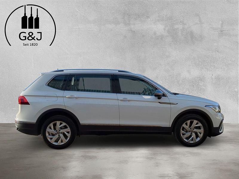 Gebraucht VW Tiguan Allspace Life 150 PS (110 kW) 2022 Weiß SUV