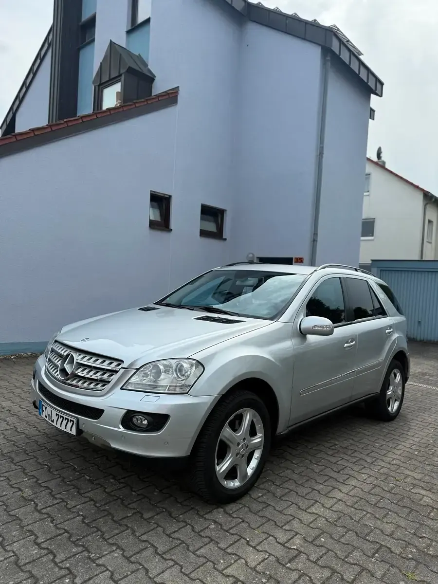 Gebraucht Mercedes ML320 224 PS (164 kW) 2006 SUV