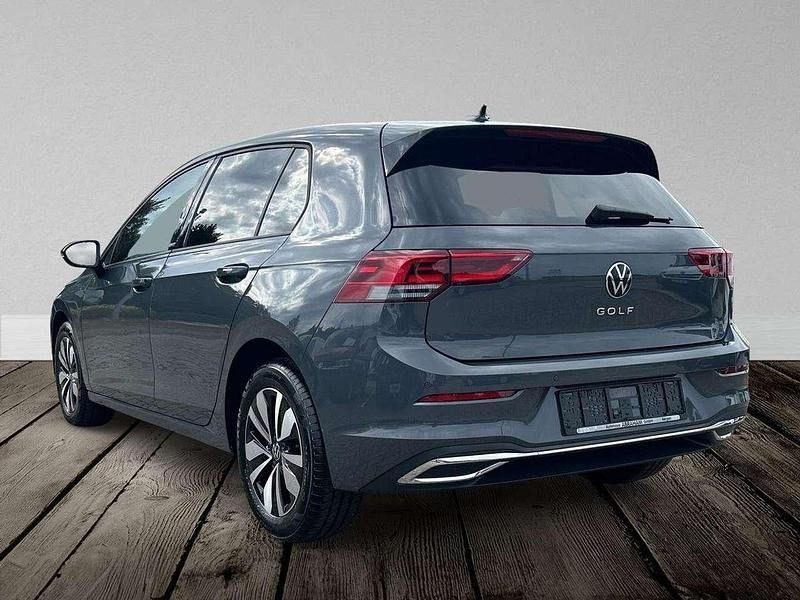 Gebraucht VW Golf VIII Move 150 PS (110 kW) 2023 Delfingrau metallic Limousine