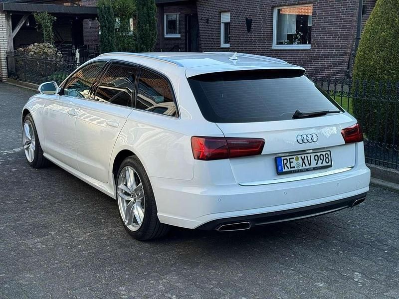 Gebraucht Audi A6 190 PS (139 kW) 2015 Weiß Kombi