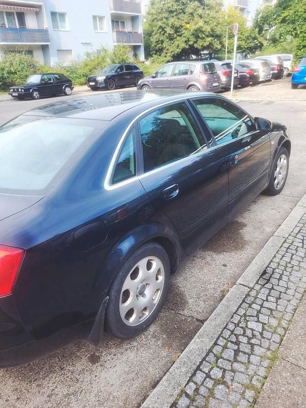Schwarz Gebraucht 2004 Audi A4 Limousine | 1.550 € (Superpreis) - Bild 1/4