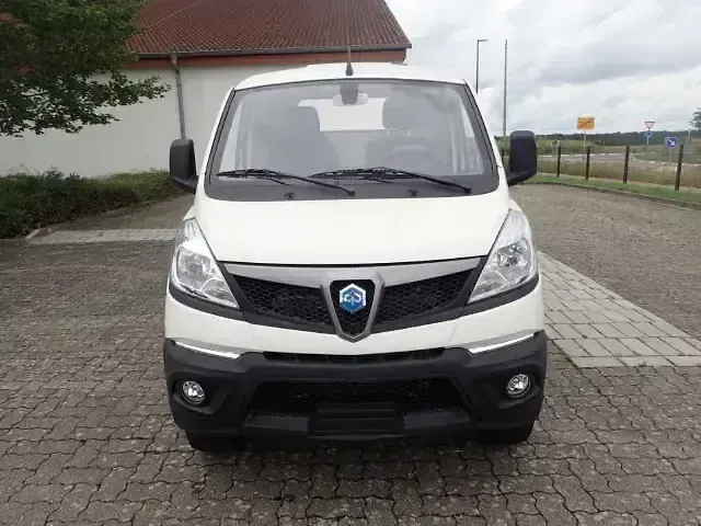 Neu Piaggio Porter 106 PS (77 kW) 2025 Weiss Pickup