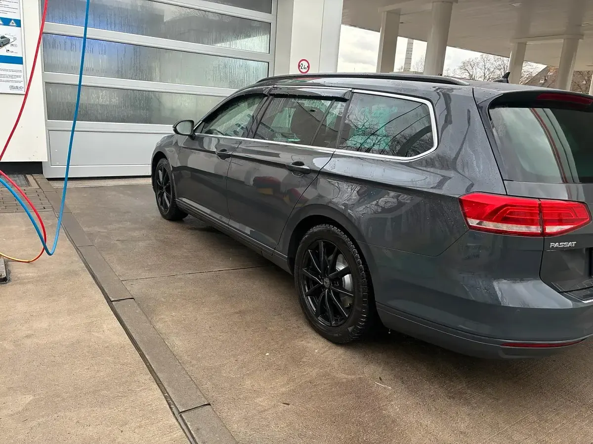 Usata VW Passat 150 CV (110 kW) 2016 Grigio Station wagon