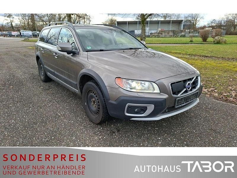 Gebraucht Volvo XC70 Summum 215 PS (158 kW) 2011 Grau Kombi