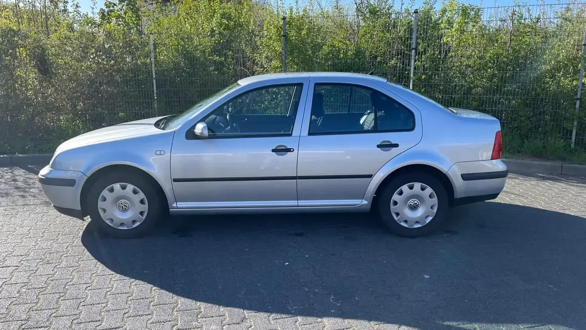 Occasion VW Bora Edition 105 ch (77 kW) 2001 Argent Berline