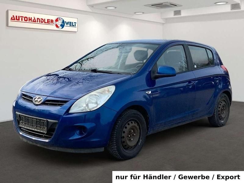 Gebraucht Hyundai i20 Comfort 77 PS (56 kW) 2010 Blau Kleinwagen