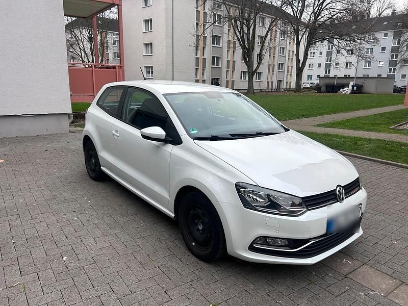 Gebraucht VW Polo 90 PS (66 kW) 2017 Weiß Kleinwagen