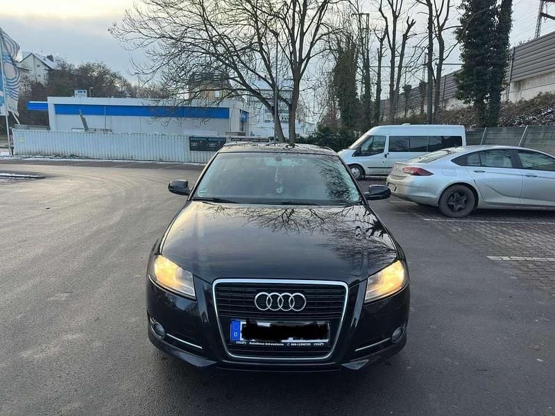Schwarz Gebraucht 2011 Audi A3 Ambiente Limousine | 4.200 € (Superpreis) - Bild 1/4