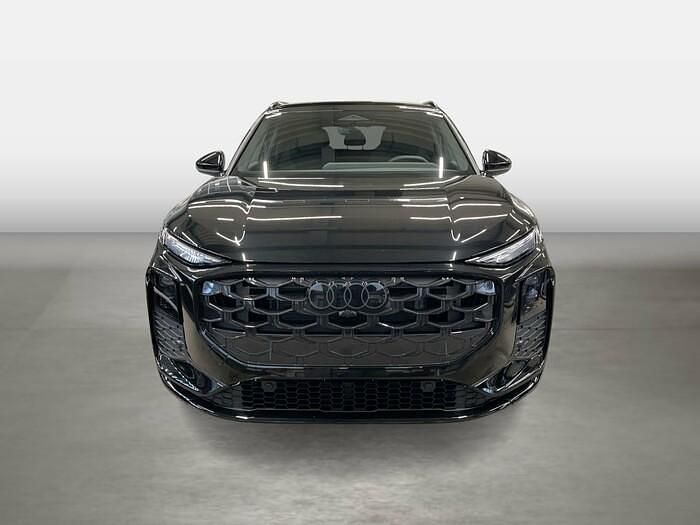 Neu Audi Q3 Ambiente 272 PS (200 kW) 2025 Mythosschwarz SUV