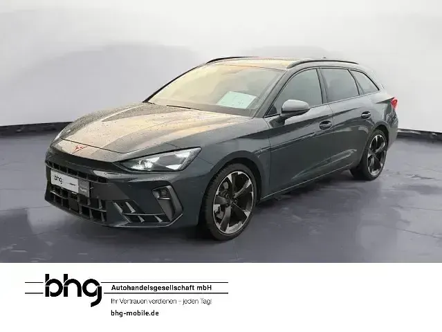 Second-hand Cupra Leon 150 CP (110 kW) 2025 Albastru Break