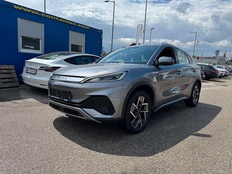Grau Gebraucht 2023 BYD Atto 3 Design SUV | 23.280 € (Fairer Preis) - Bild 1/4