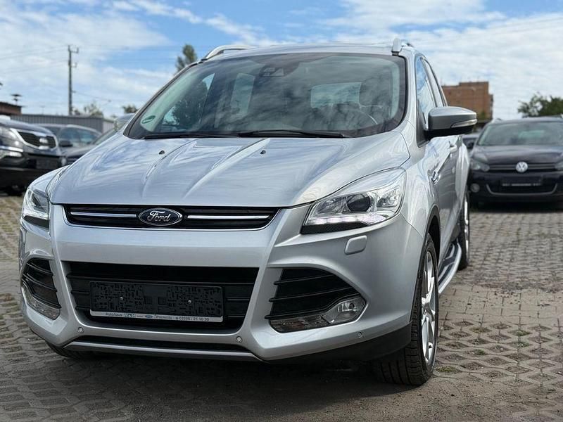 Silber Gebraucht 2013 Ford Kuga Titanium SUV | 7.799 € (Fairer Preis) - Bild 1/4