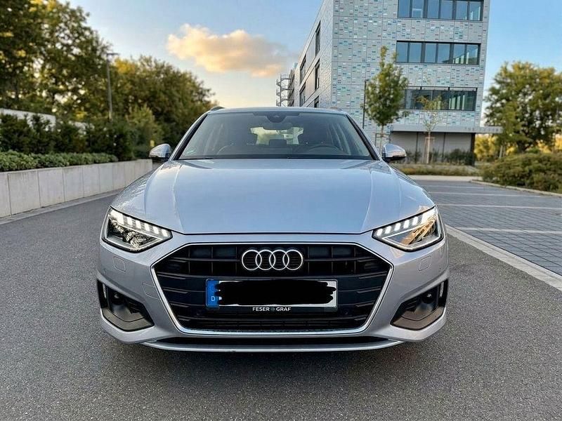 Second-hand Audi A4 Sport 204 CP (150 kW) 2020 Argintiu Break