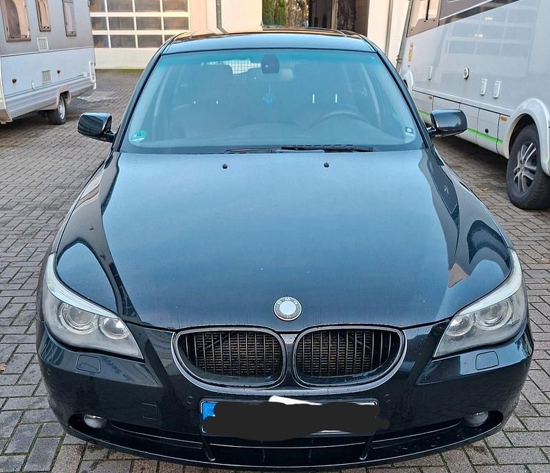 Gebraucht BMW 525 177 PS (130 kW) 2006 Schwarz Kombi