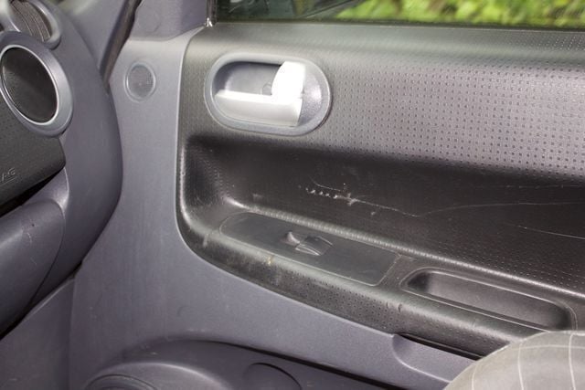 Gebraucht Mitsubishi Colt 109 PS (80 kW) 2005 Blau metallic Kleinwagen